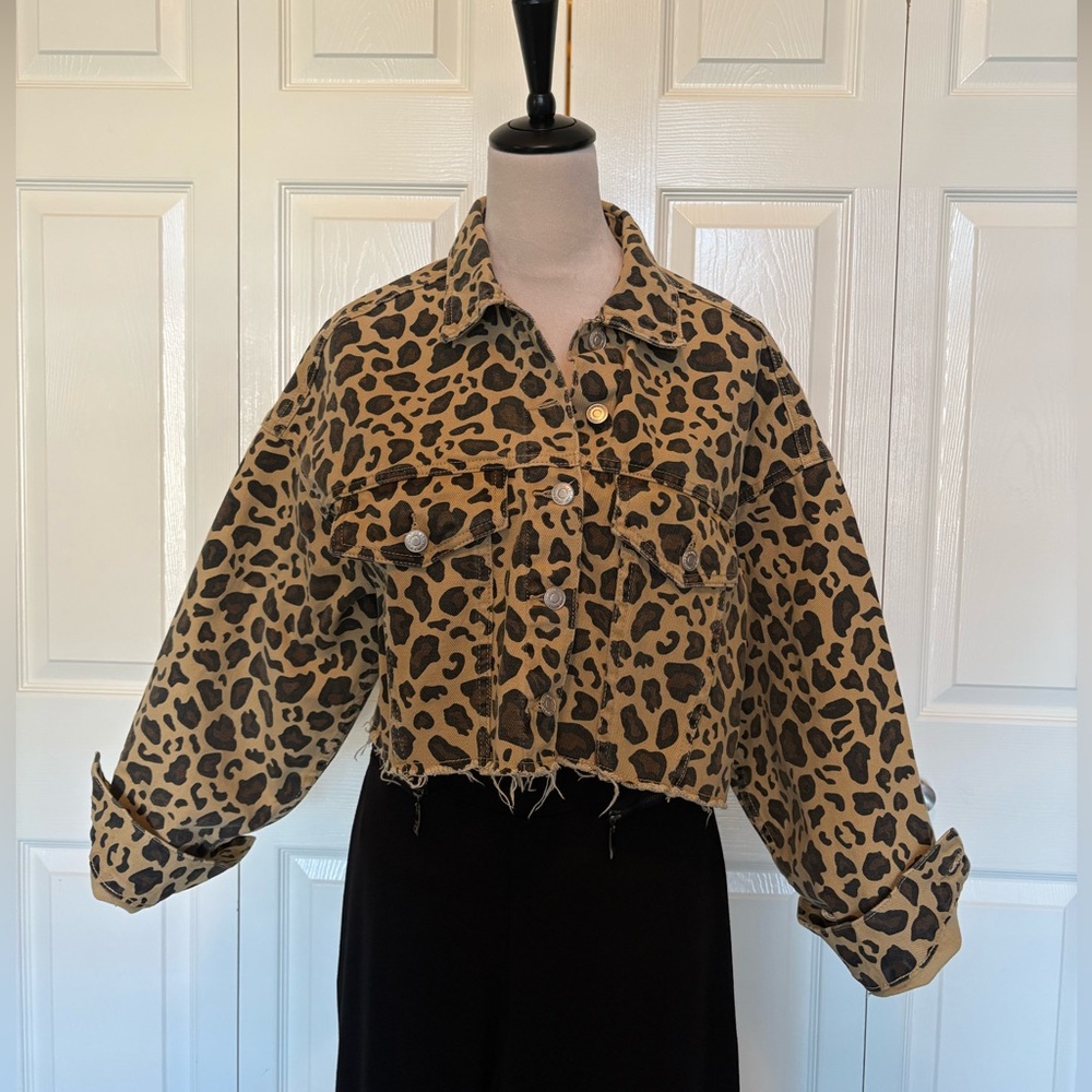 🛍️Signature8 jacket. Size S/M